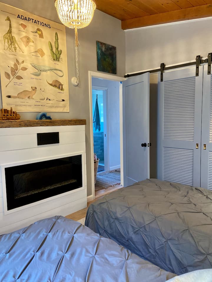 Charming Beach Cottage - 5 Min to Sand (30 day) - Holiday homes for ...