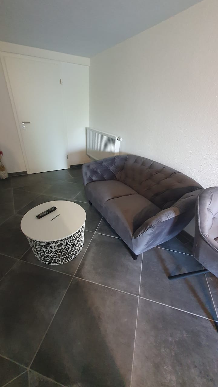 Modern, Newly Renovated Apartment With A Terrace - Hundseck