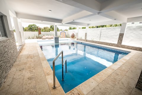 Private Villa with pool. Events allowed.