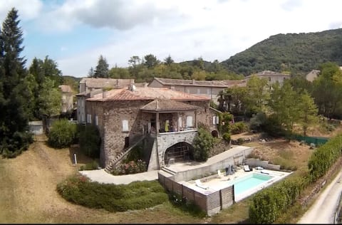 Authentic renovated mas with heated pool