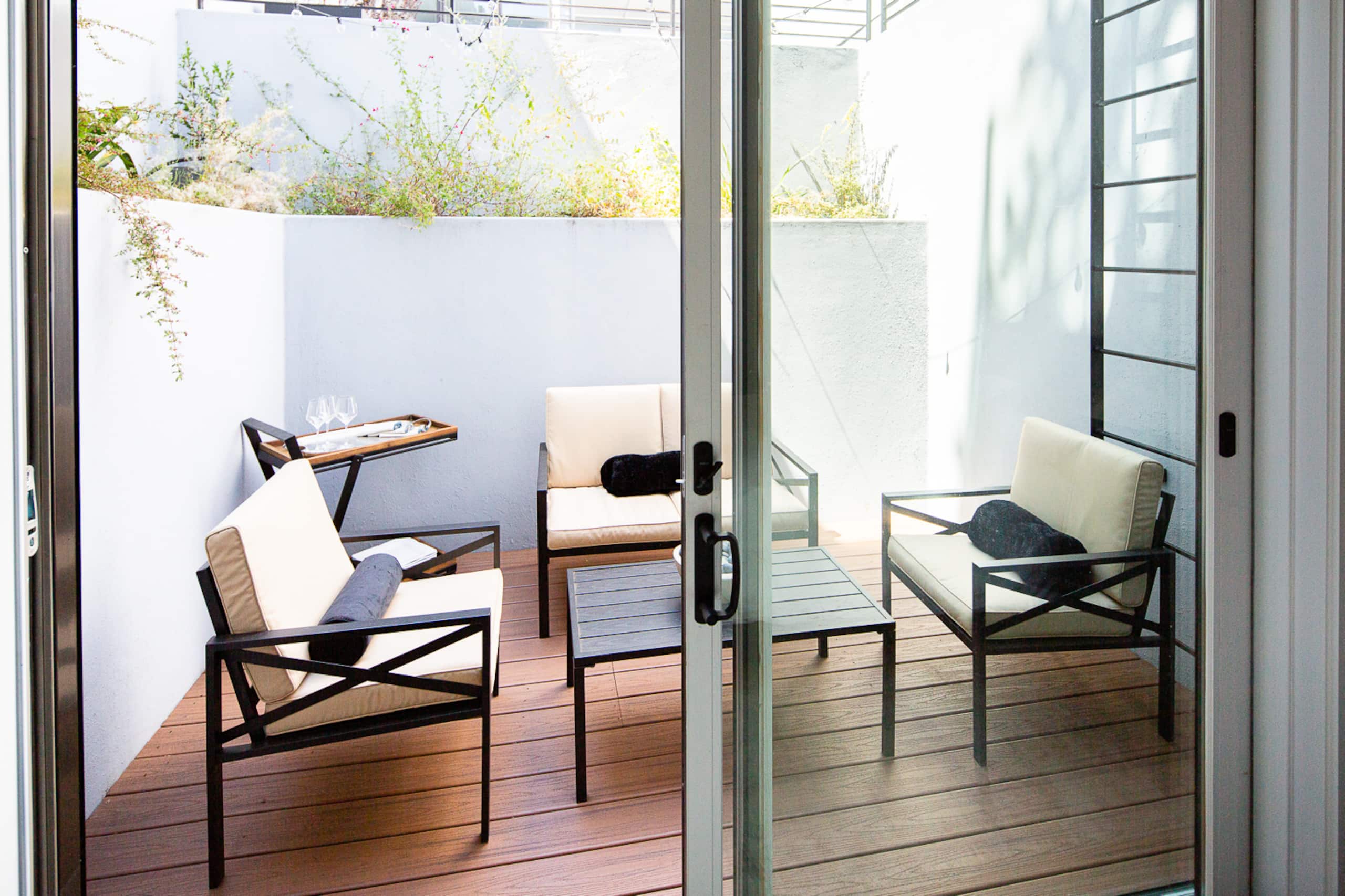 Condo in San Francisco · ★4.94 · 1 bedroom · 1 bed · 1 bath - Image 19
