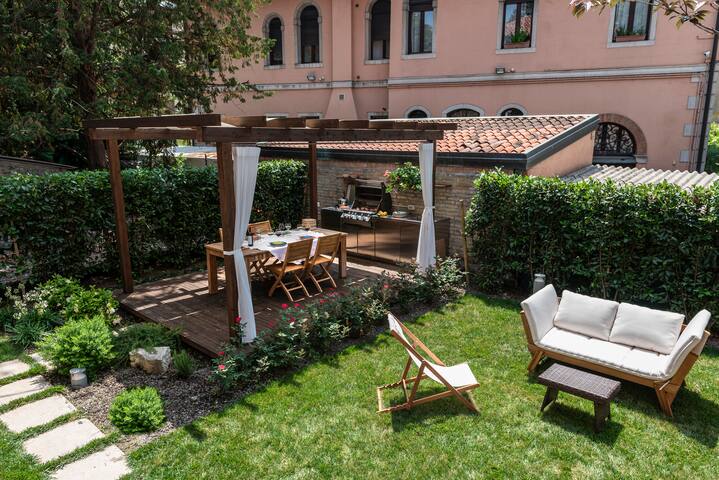 Villa Gallo 1915, luxurious villa with garden, SPA gallery image 3