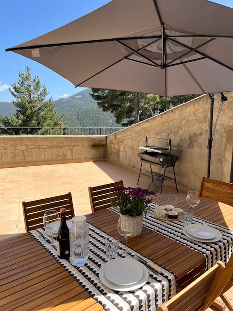 Beautiful duplex with deck and view