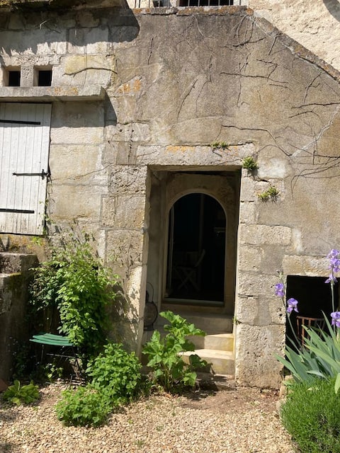 Popular Airbnb listing: The Lime Tree House in Yonne