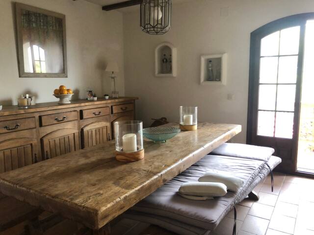 Belle villa avec piscine et vue mer gallery image 2