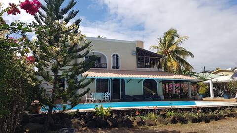 Villa Osiris ~ Seafront Villa ~ with private pool