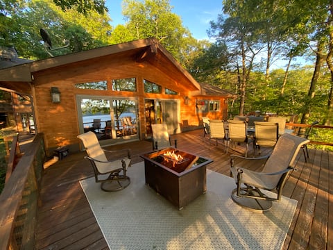 Stunning Lake Home in the Woods