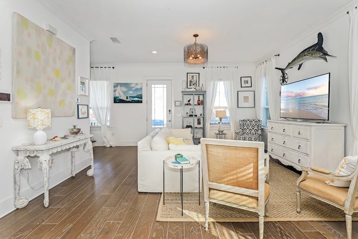 Getaway Paradise To Happy Hour At 30a/dock Access - Rosemary Beach, FL