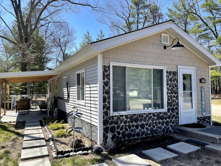 East Tawas Cabins Cottage and Cabin Rentals Airbnb