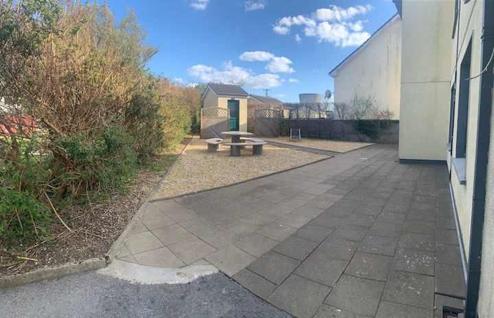Cosy 2 Bed Apartment Beside The Lake Galway City - County Galway