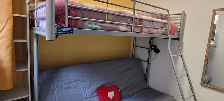 საძინებელი 3