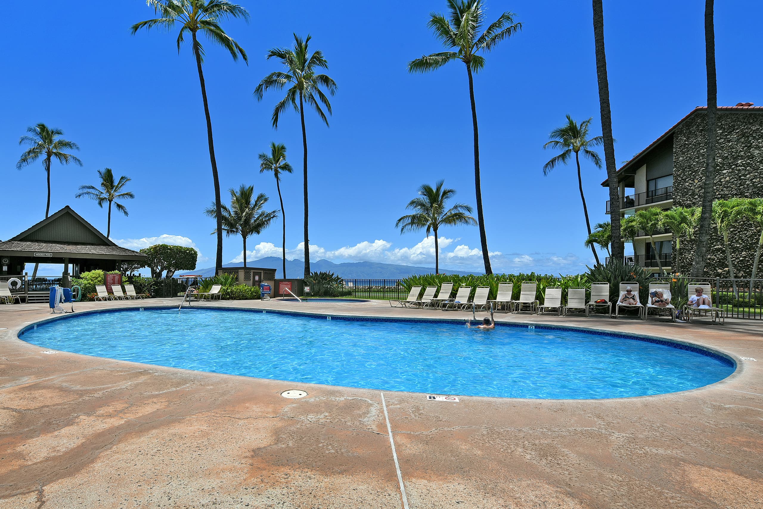 Condo in Lahaina · ★4.97 · 1 bedroom · 2 beds · 1 bath - Image 66