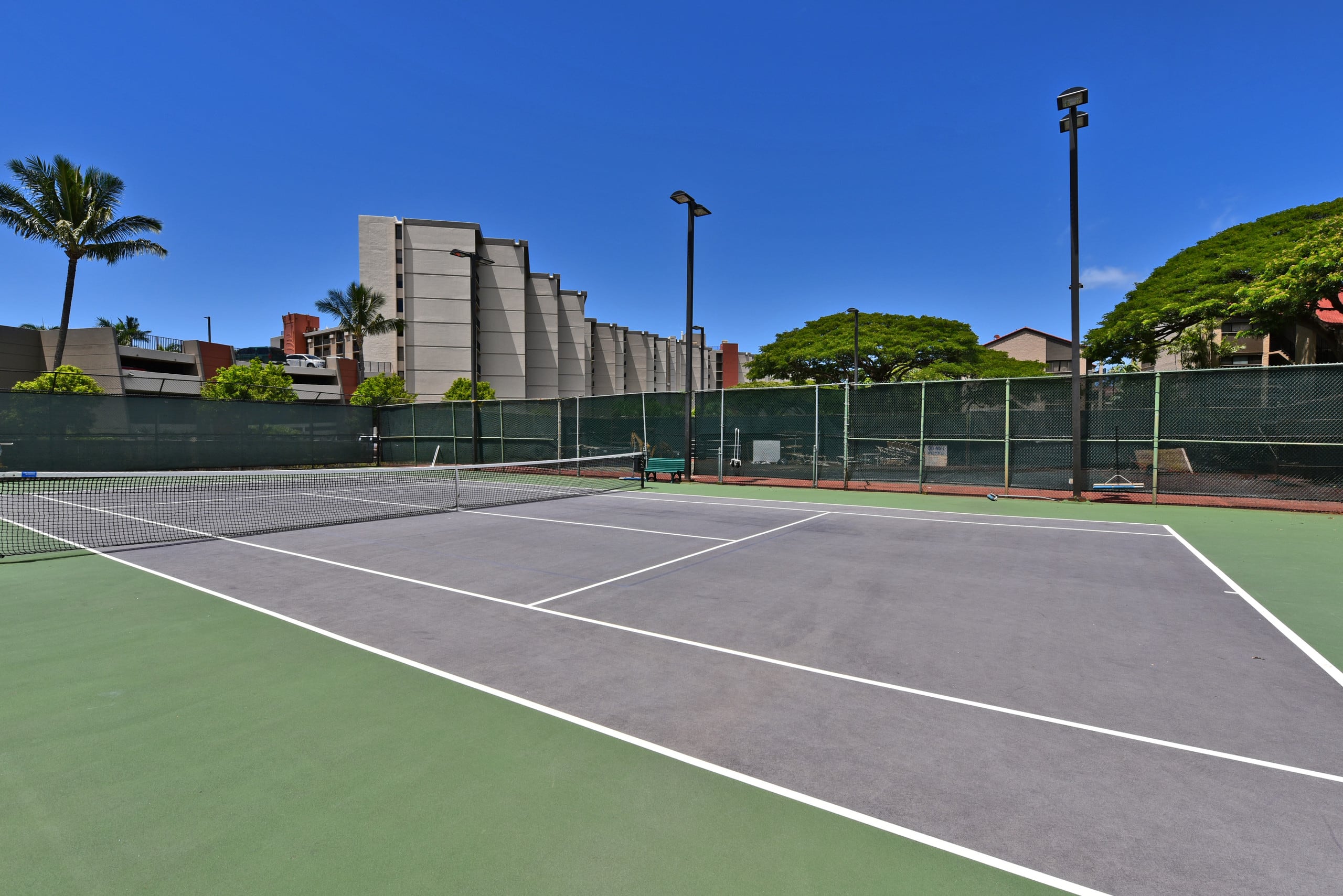 Condo in Lahaina · ★4.97 · 1 bedroom · 2 beds · 1 bath - Image 54