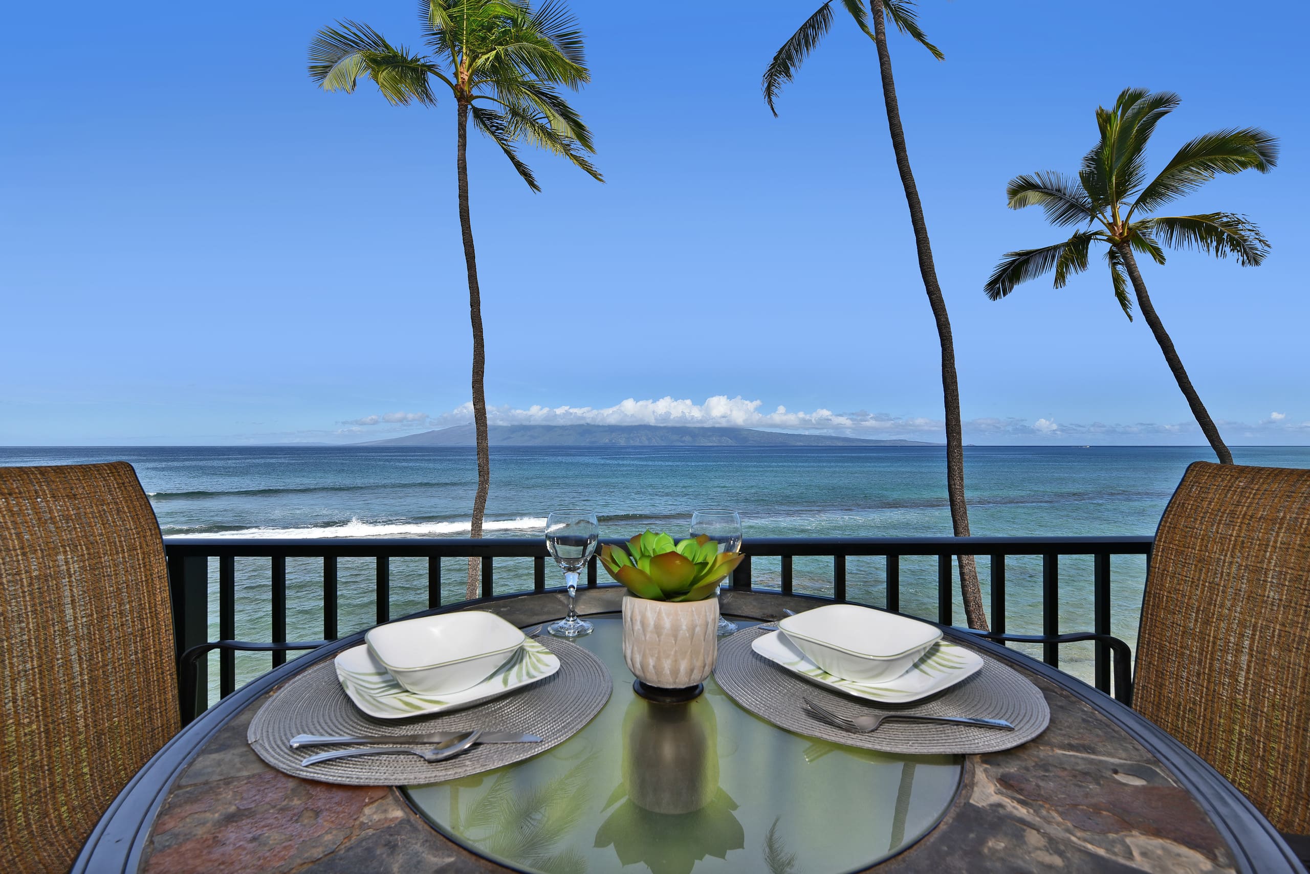 Condo in Lahaina · ★4.97 · 1 bedroom · 2 beds · 1 bath - Image 1