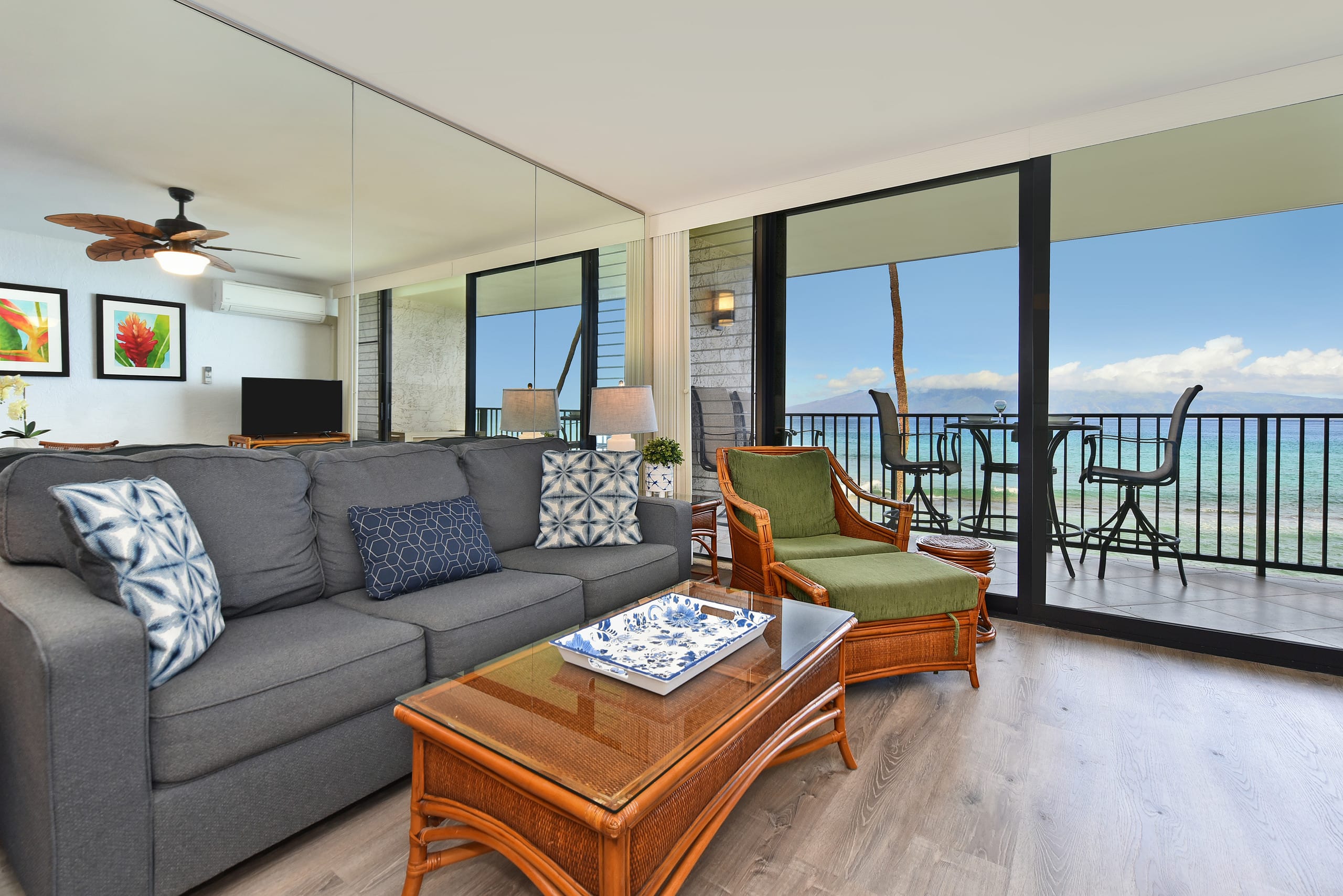 Condo in Lahaina · ★4.97 · 1 bedroom · 2 beds · 1 bath - Image 2