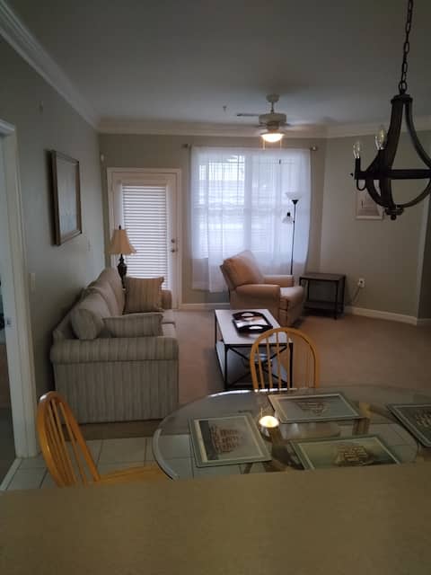 Successful Airbnb property: 1ST FLOOR ENTIRE 2 BEDROOM CONDO ON GOLF COURSE. in Carolina Shores