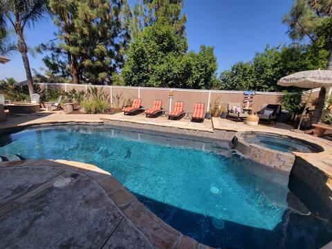 Home in Corona with amazing spa, pool, and firepit