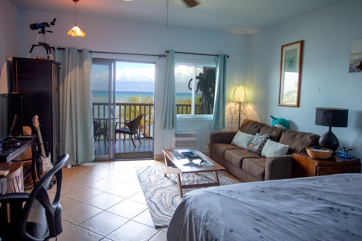 Hakika, televisheni, lakini kwa mtazamo huo, je, si kupiga gitaa kwenye lanai ni bora?