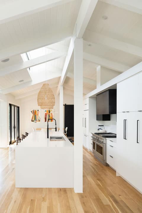 5 BR Modern Home in Boulder - 5 Mins from Pearl