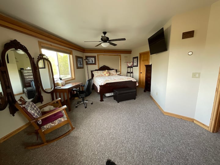 Rm 1 A Mt. Denali view from your own private deck Houses for Rent in