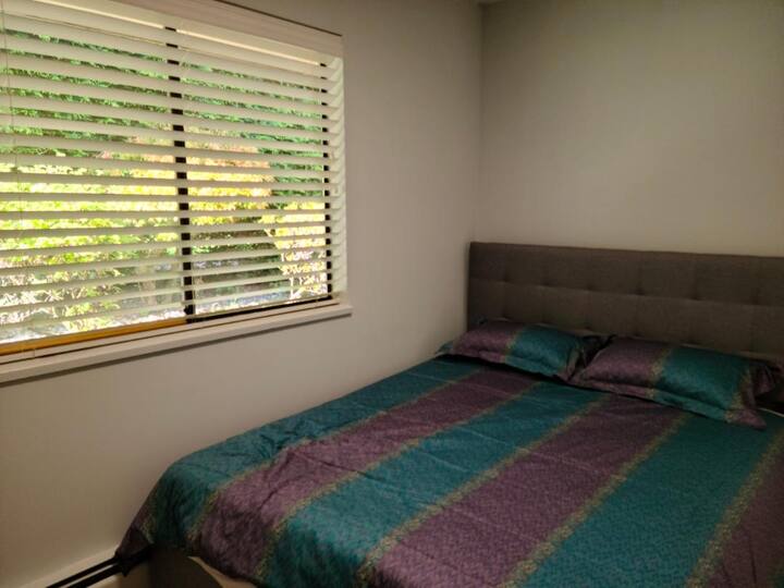 Dundarave Beach Holiday Rentals & Homes West Vancouver, Canada Airbnb