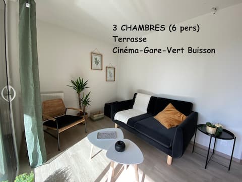 Stunning 3 bedroom apartment with large terrace
