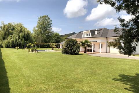 Villa LA PERLA with private pool