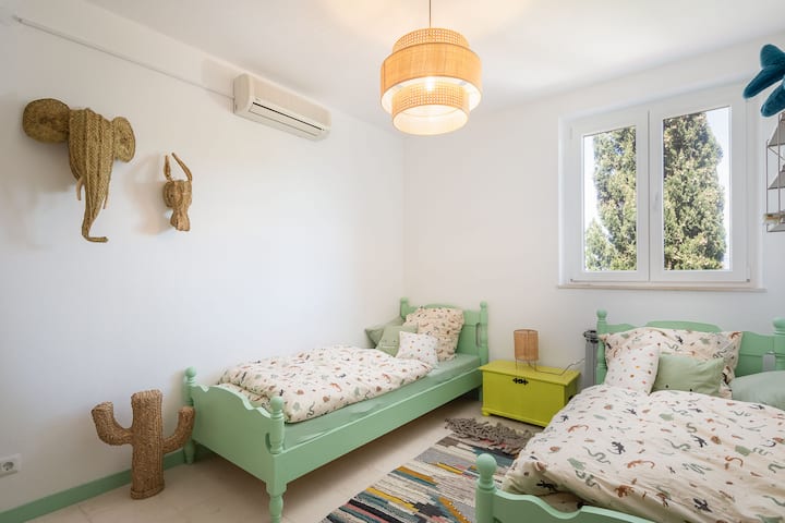 Segundo dormitorio, primer piso