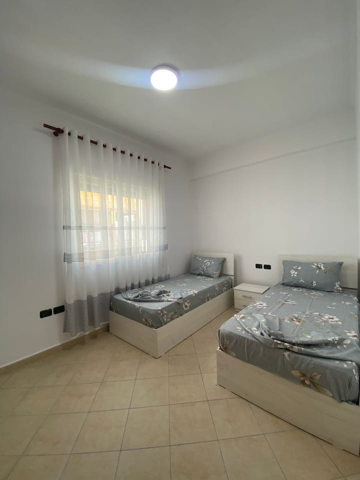 غرفة النوم 2