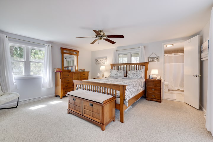 Hlavná spálňa s vlastnou kúpeľňou
Svetlá a svieža