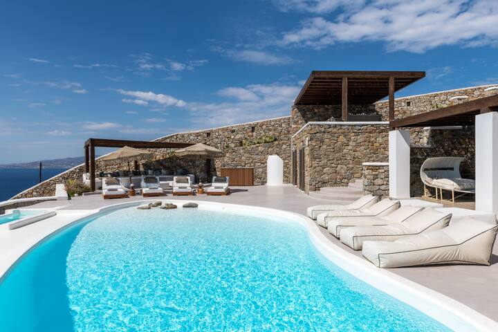 Villa M, brand new luxury Villa with private pool gallery image 2