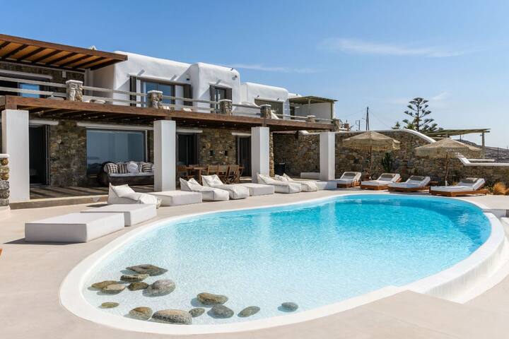 Villa M, brand new luxury Villa with private pool gallery image 4