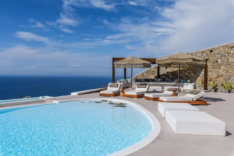 Villa M, brand new luxury Villa with private pool