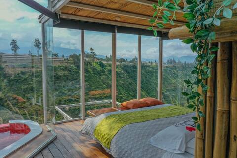 River view suite with private jacuzzi
