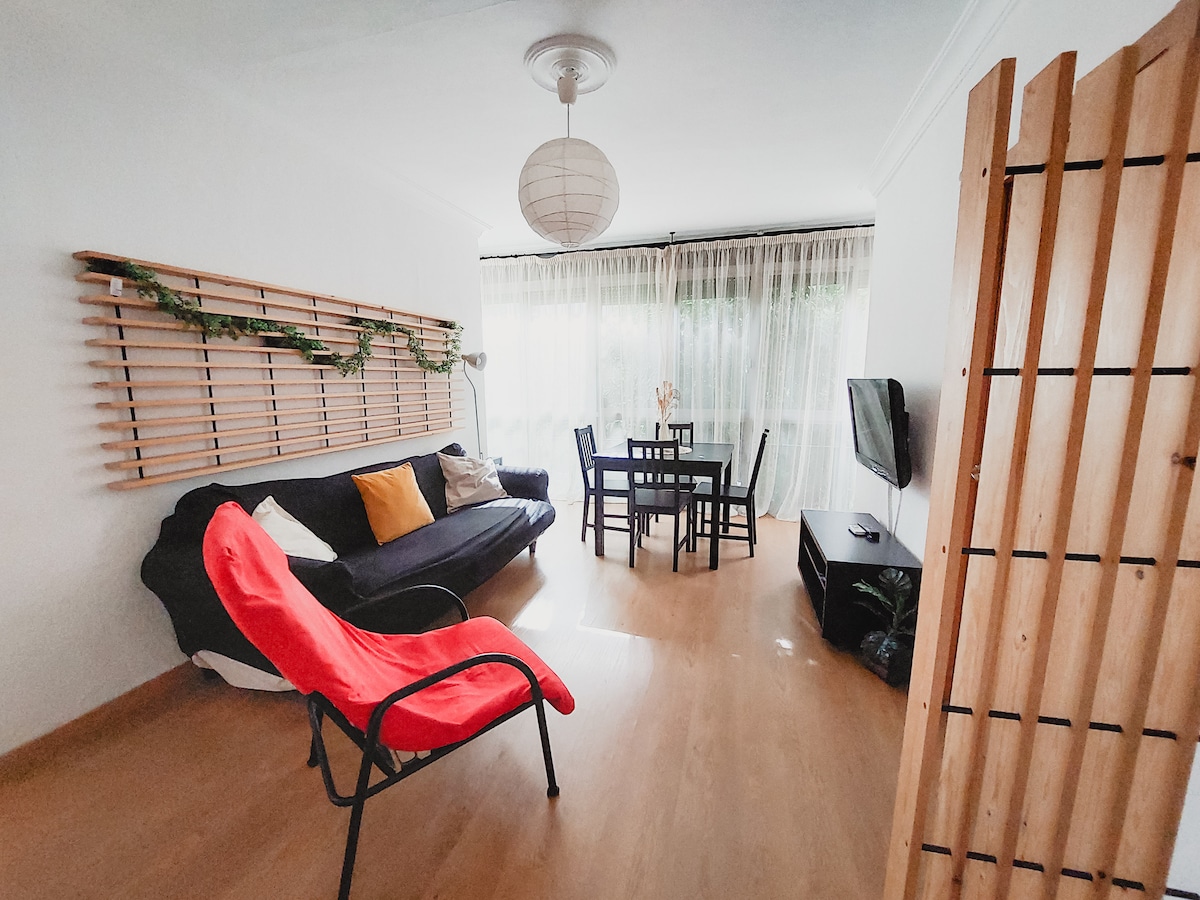 Erfolgreiche Airbnb-Immobilie: For familiy in Sevilla- Santa Justa in San José Obrero