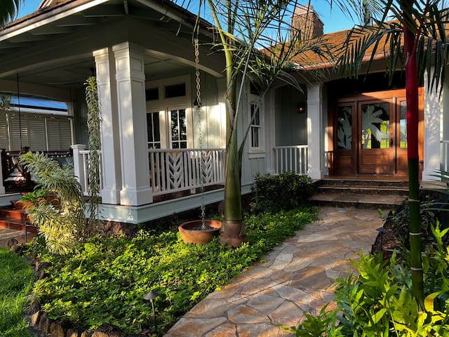 NEW! Luxury Plantation Home on Kiahuna Golf Course