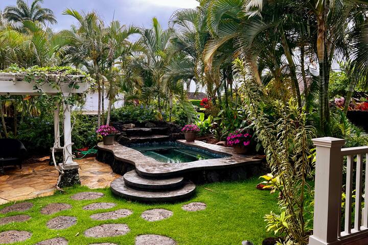 NEW! Luxury Plantation Home on Kiahuna Golf Course gallery image 3