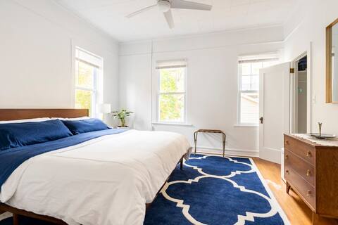 1890s Italianate - perfect for groups