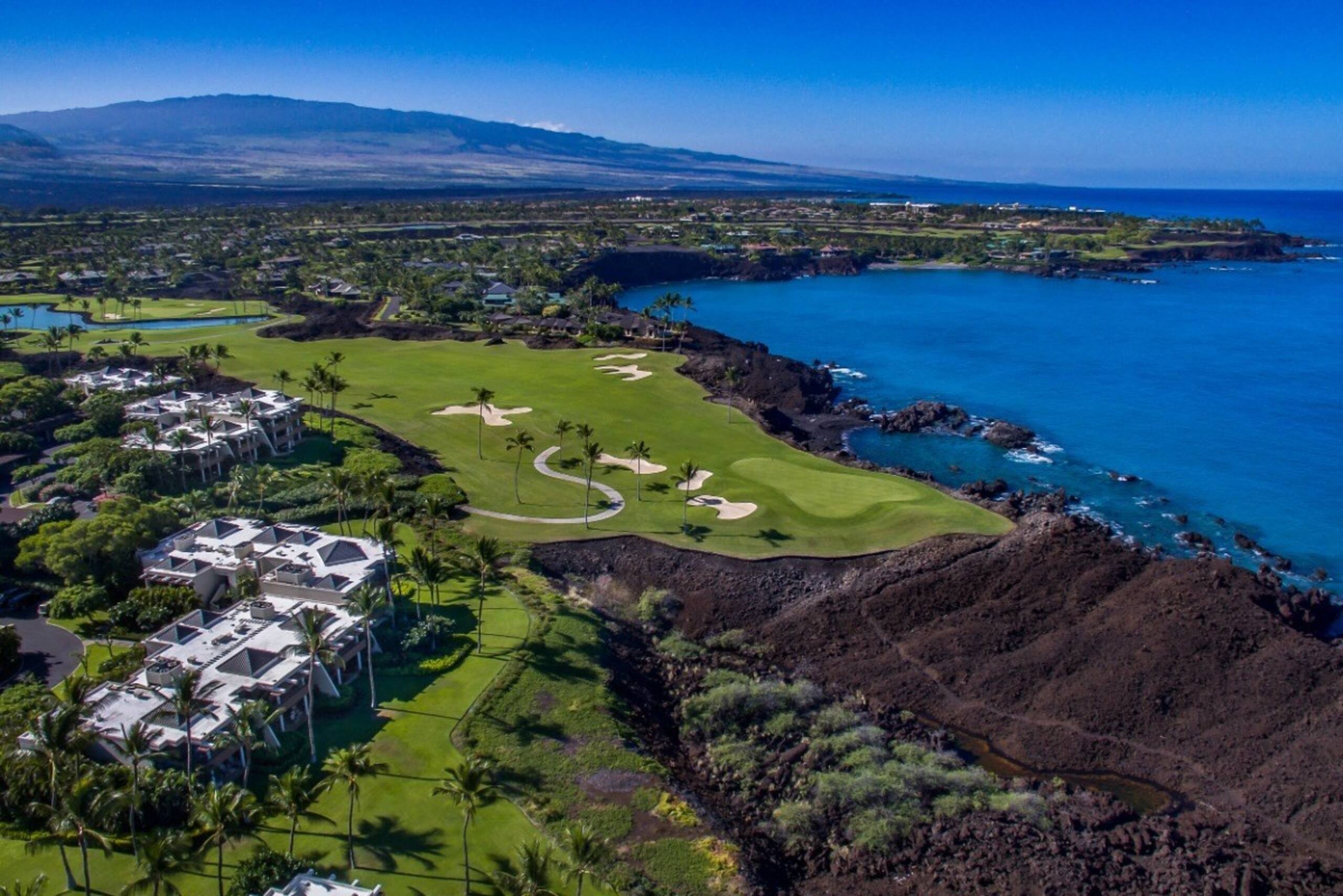 Condo in Waimea · ★4.88 · 2 bedrooms · 4 beds · 2.5 baths - Image 47
