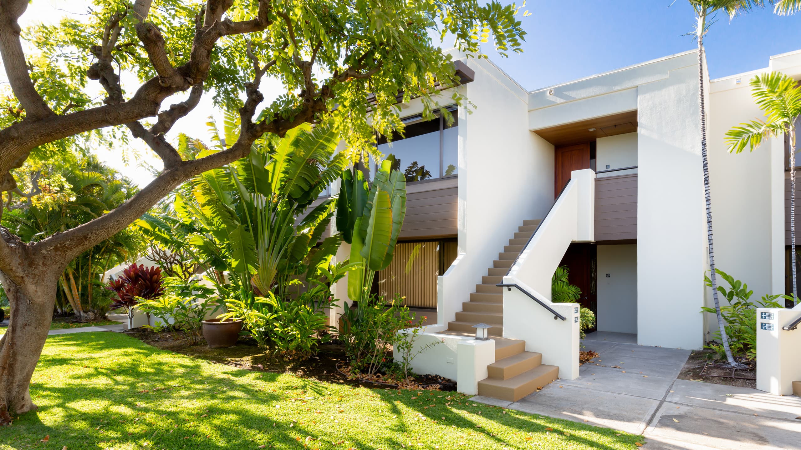 Condo in Waimea · ★4.88 · 2 bedrooms · 4 beds · 2.5 baths - Image 33