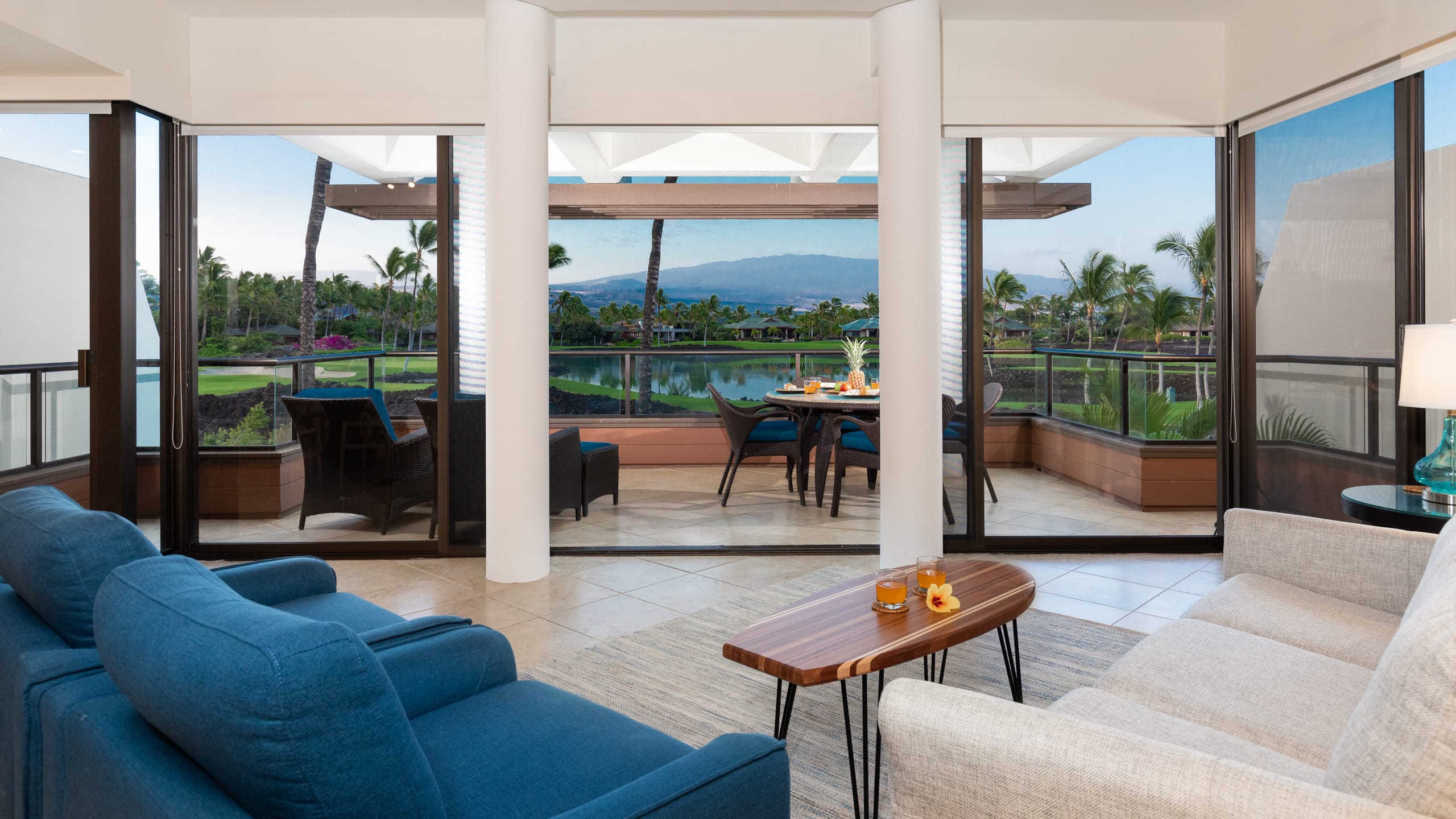 Condo in Waimea · ★4.88 · 2 bedrooms · 4 beds · 2.5 baths - Image 3