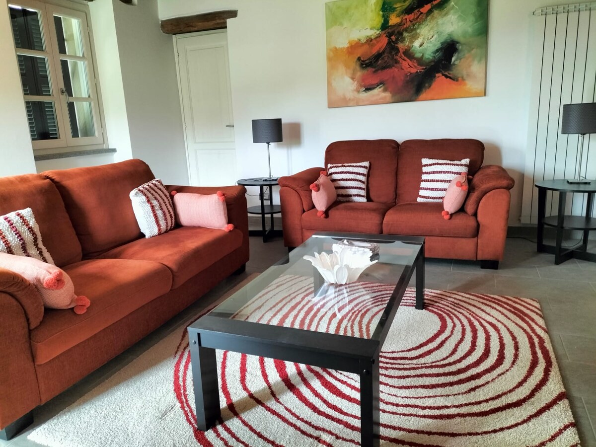 Top Airbnb: Casa Guazzone with stunning hillside views a Asti