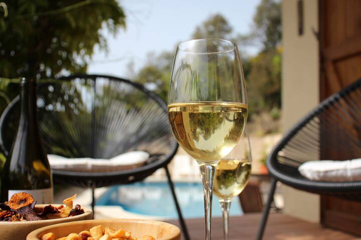 Privé villa met zwembad en fantastisch uitzicht gallery image 3