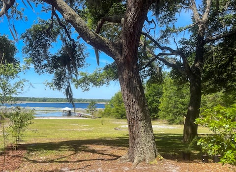 Lake Geneva Getaway – Close to Gainesville & UF