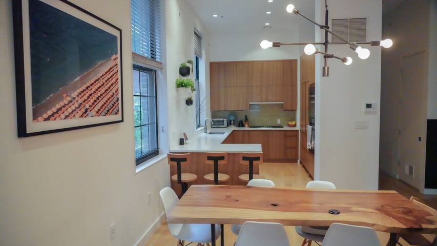 Family friendly apartment in trendy Greenpoint gallery image 3