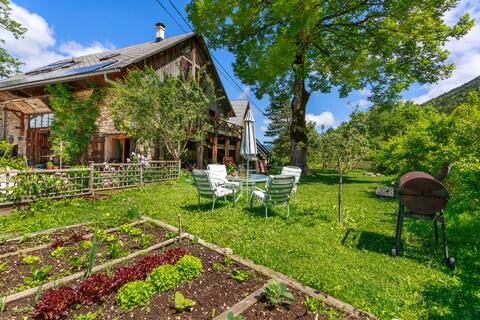 La Grange & l'Arrosoir - a cosy barn in Chartreuse