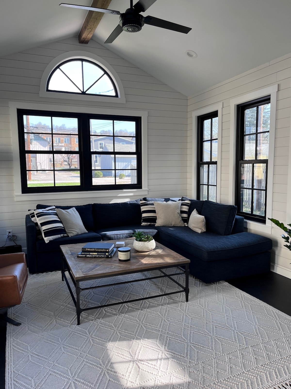 Solárium con sofá cama tamaño queen