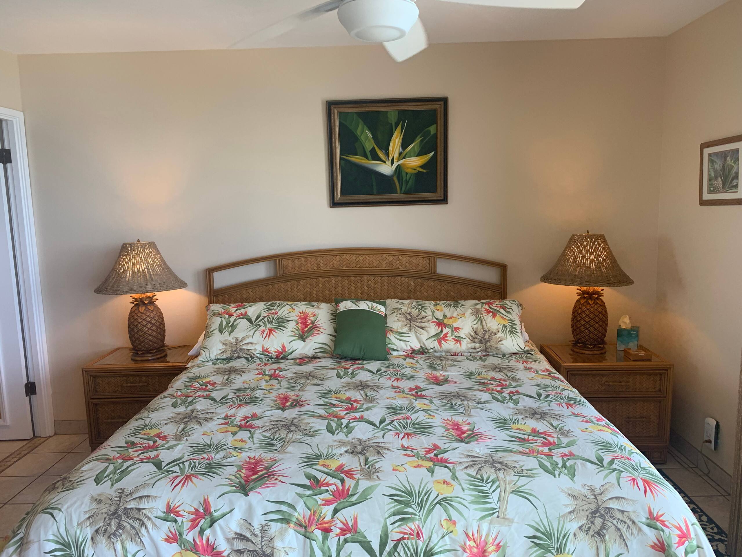 Condo in Lahaina · ★4.91 · 2 bedrooms · 1 bed · 1.5 baths - Image 10