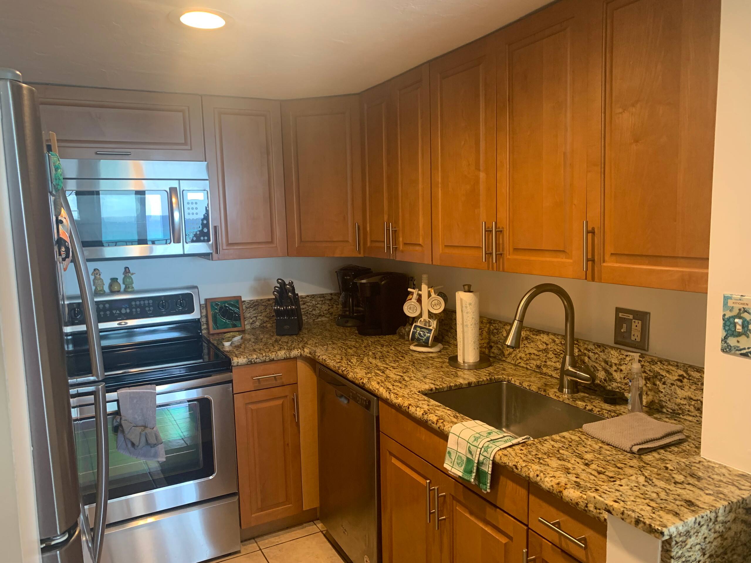Condo in Lahaina · ★4.91 · 2 bedrooms · 1 bed · 1.5 baths - Image 5