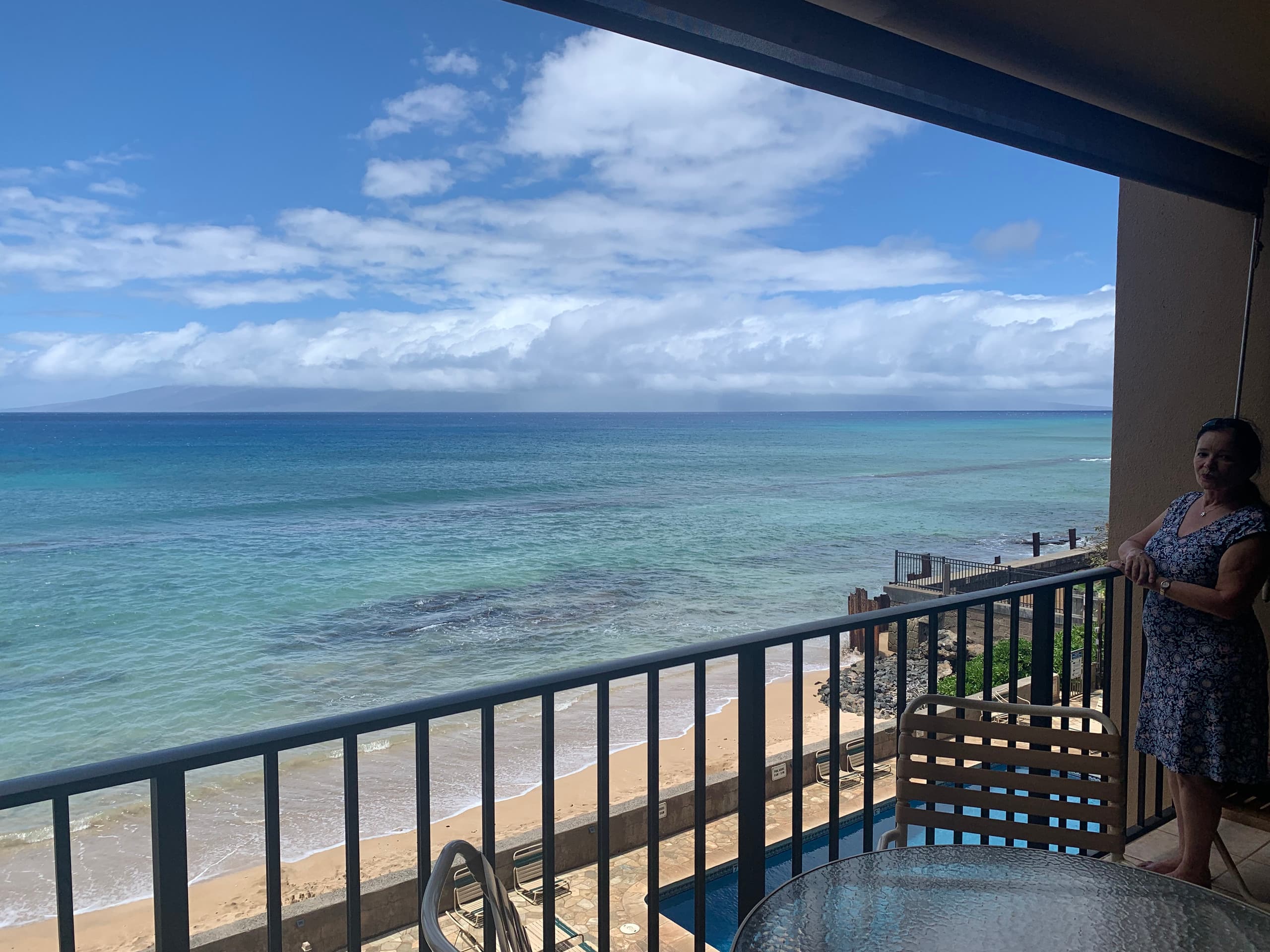 Condo in Lahaina · ★4.91 · 2 bedrooms · 1 bed · 1.5 baths - Image 16
